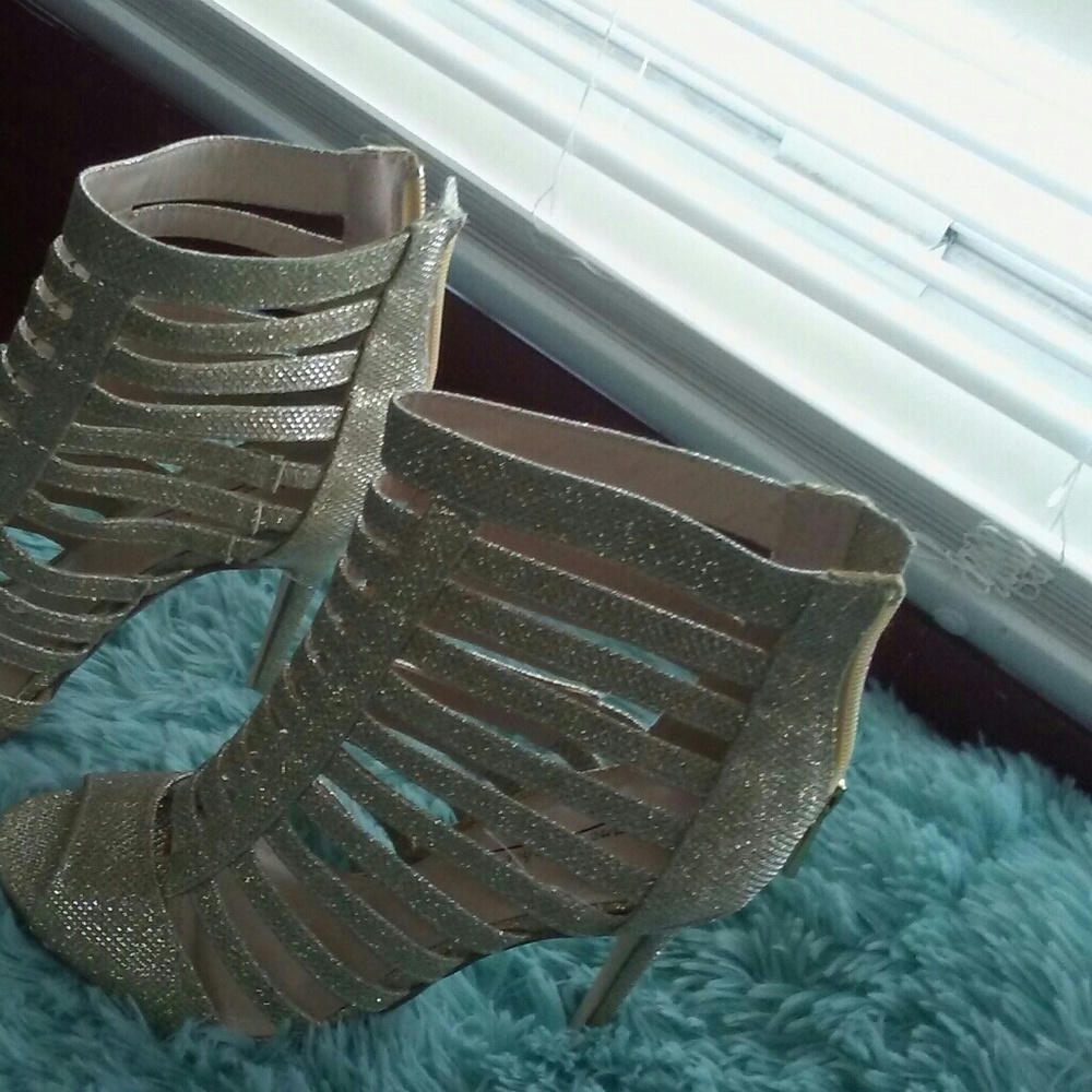 Shoes - Picture 2 of 2